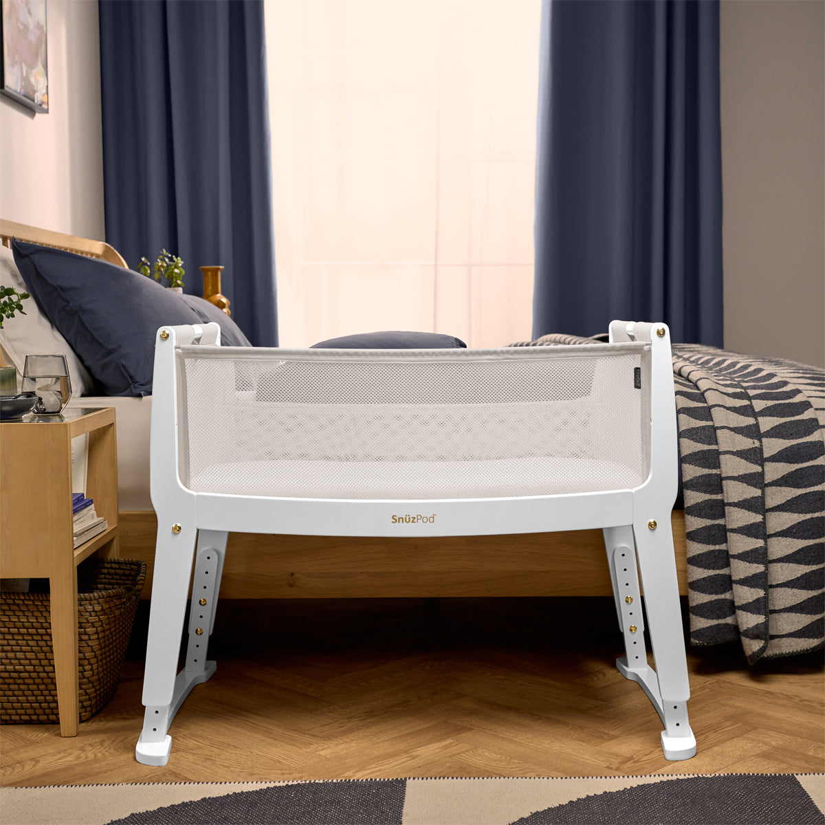 SnuzPod Studio Bedside Crib with mattress - Paris White
