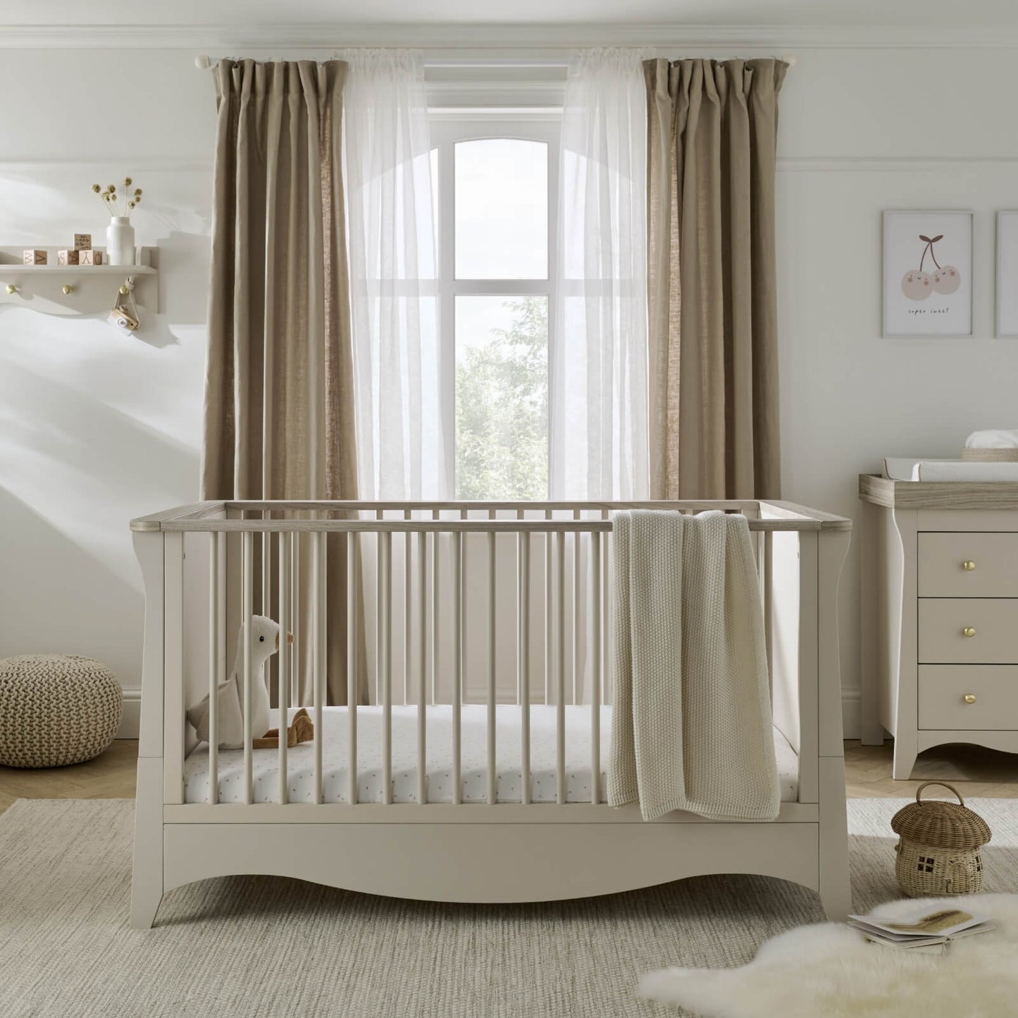 CuddleCo Clara Cot Bed - Cashmere/Ash