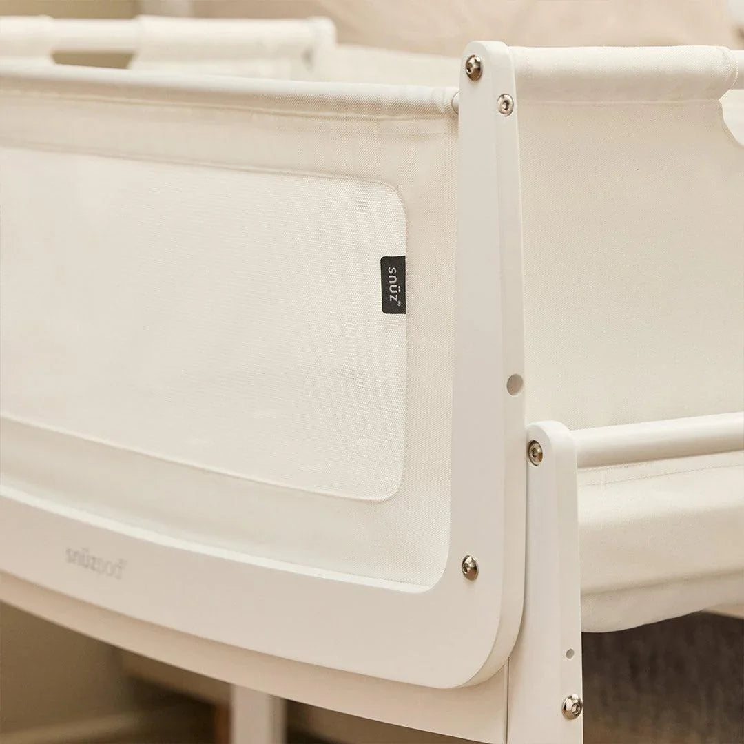 SnuzPod5 Bedside Crib - White