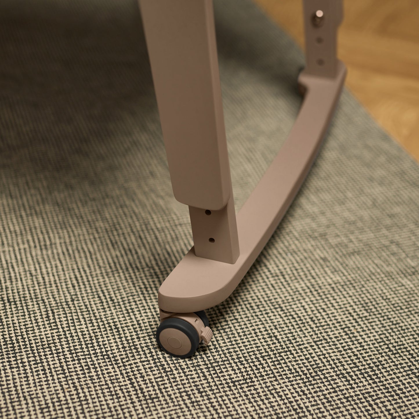 SnuzPod Studio Bedside Crib with mattress - Milan